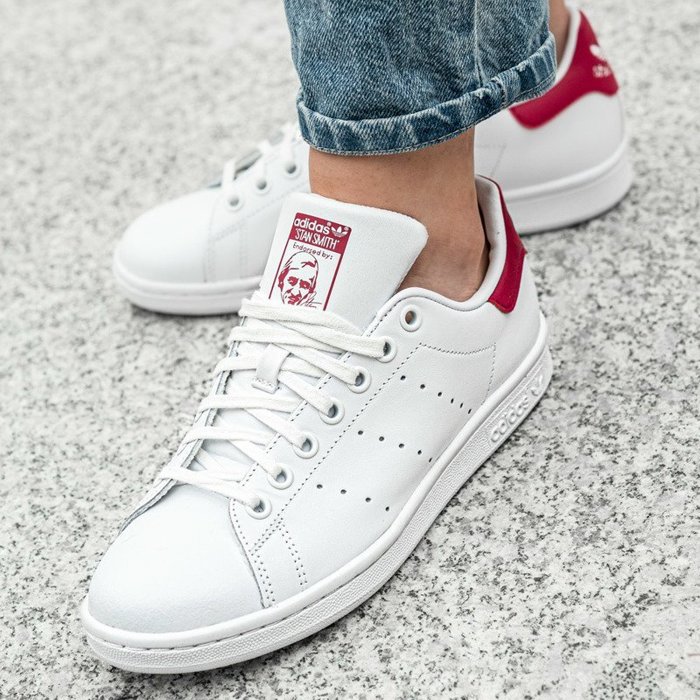 stan smith j b32703