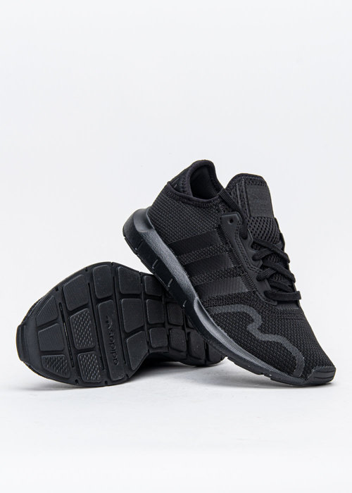 adidas swift run black gum bottom