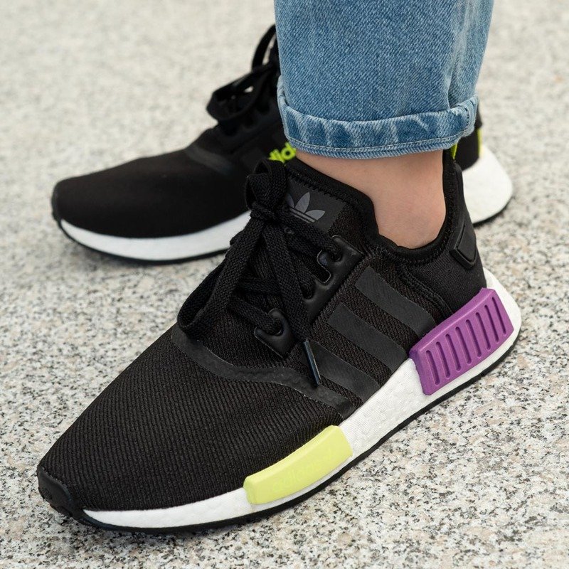 Adidas originals hotsell nmd_r1 d96627