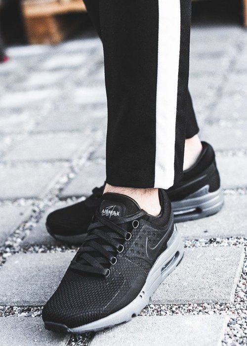 Nike Air Max Zero Qs (789695-001)