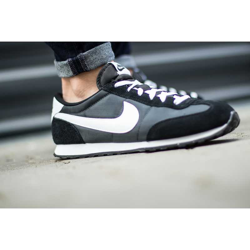 Nike Mach Runner (303992-010)