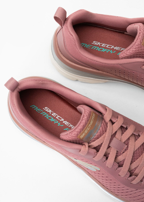 SKECHERS Make Moves