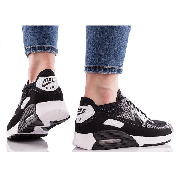Nike Air Max 90 Ultra Flyknit (881109-002)