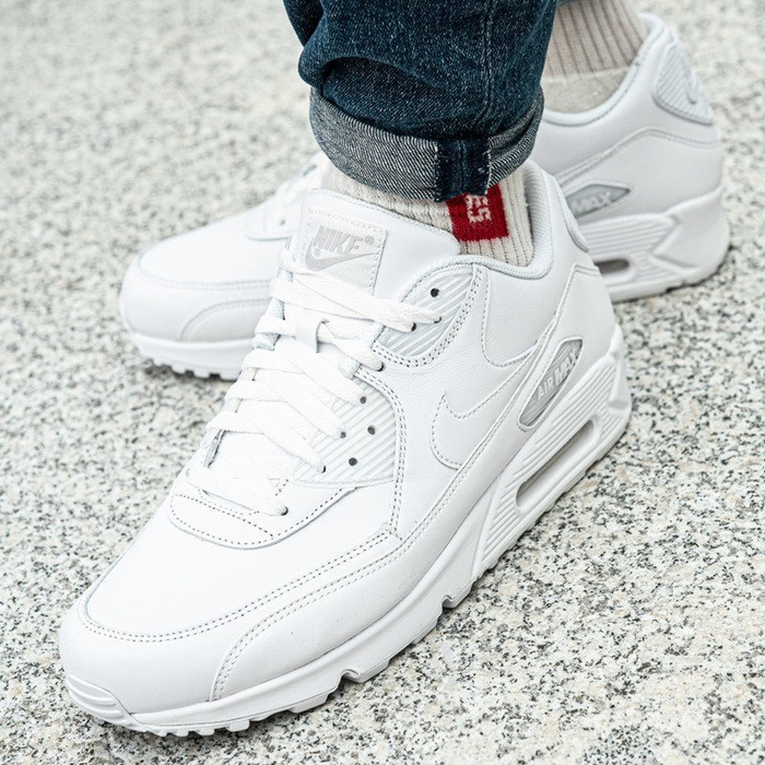 Nike Air Max 90 Leather  (302519-113)