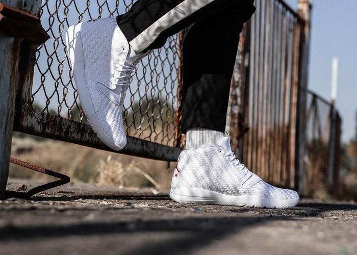 Nike Air Jordan Eclipse Chukka (881453-101)