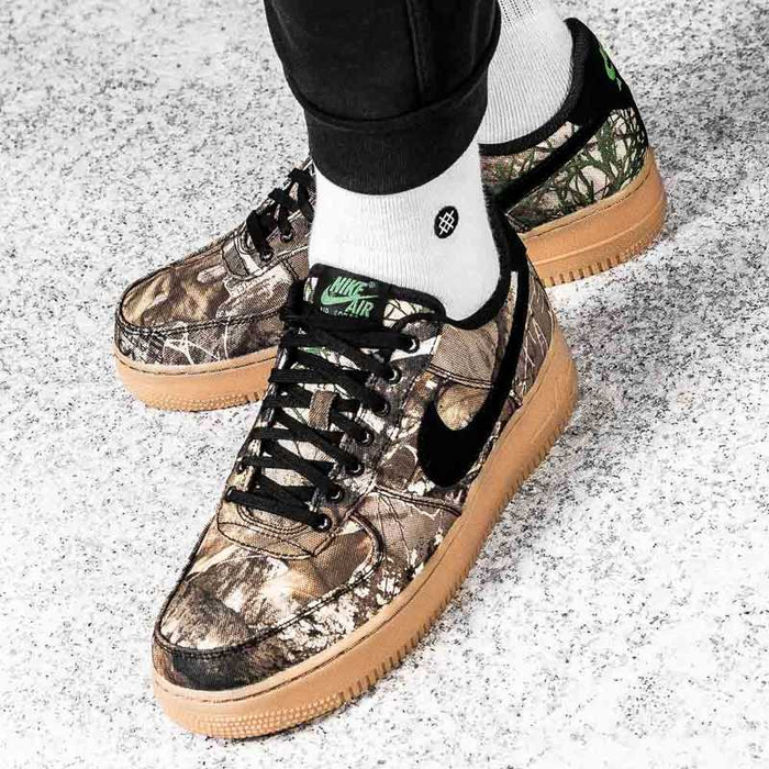 Nike Air Force 1'07 LV8 (AO2441-001)