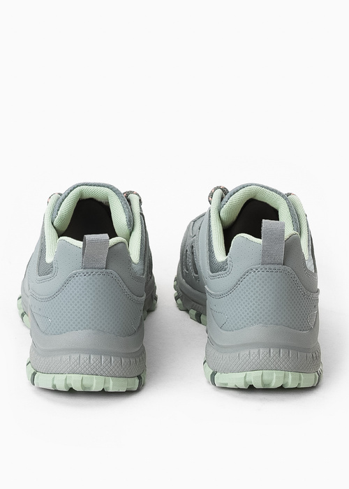 SKECHERS HILLCREST
