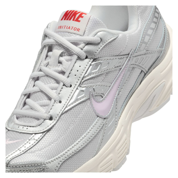 Nike Initiator