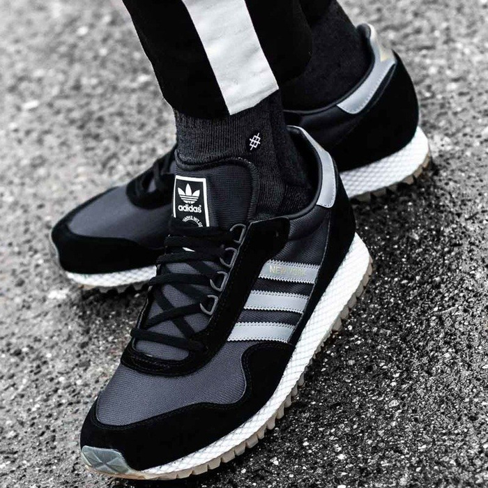 Adidas New York (CQ2212)